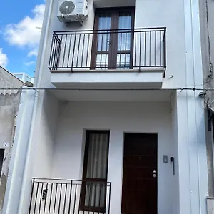 Casa Leonardo Comiso